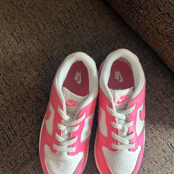 Nike Other - Nike Pink and White Sneakers